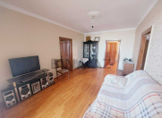 İcarəyə verilir 3 otaqlı 70 m2 köhnə tikili Gənclik m.