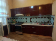 İcarəyə verilir 2 otaqlı 60 m2 köhnə tikili 28 May m.