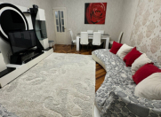 İcarəyə verilir 3 otaqlı 60 m2 köhnə tikili 28 May m.