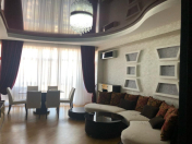 İcarəyə verilir 3 otaqlı 125 m2 yeni tikili Şah İsmayıl Xətai m.