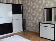 İcarəyə verilir 2 otaqlı 90 m2 yeni tikili İnşaatçılar m.