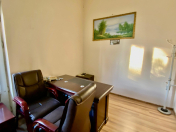 İcarəyə verilir 1 otaqlı 25 m2 ofis Qara Qarayev m.