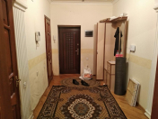 İcarəyə verilir 3 otaqlı 110 m2 köhnə tikili Elmlər Akademiyası m.