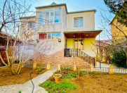 Satılır 9 otaqlı 430 m2 həyət evi Zığ