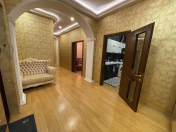 Satılır 3 otaqlı 148 m2 yeni tikili Ayna Sultanova heykəli