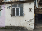 İcarəyə verilir 1 otaqlı 24 m2 köhnə tikili Elit ticarət mərkəzi