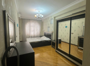 İcarəyə verilir 3 otaqlı 95 m2 yeni tikili 28 May m.