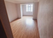 Satılır 2 otaqlı 42 m2 köhnə tikili İnşaatçılar m.