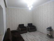 Satılır 3 otaqlı 60 m2 həyət evi Yasamal r.