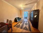 İcarəyə verilir 2 otaqlı 60 m2 köhnə tikili Şah İsmayıl Xətai m.