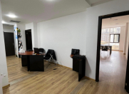 İcarəyə verilir 4 otaqlı 130 m2 ofis 28 May m.