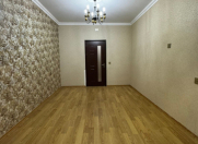 Satılır 2 otaqlı 60 m2 köhnə tikili 8 mkr