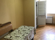 Satılır 3 otaqlı 75 m2 köhnə tikili 8 km