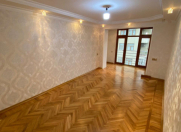 Satılır 3 otaqlı 83 m2 köhnə tikili 28 May m.