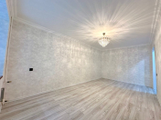 Satılır 2 otaqlı 42 m2 köhnə tikili Neftçilər m.