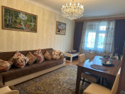 Satılır 3 otaqlı 80 m2 köhnə tikili Əhmədli m.