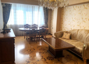 Satılır 3 otaqlı 85 m2 köhnə tikili Gənclik m.