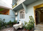 Satılır 4 otaqlı 100 m2 həyət evi 20 yanvar m.