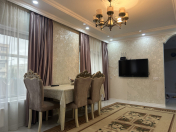 Satılır 3 otaqlı 80 m2 köhnə tikili Bakıxanov