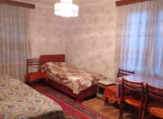 İcarəyə verilir 2 otaqlı 50 m2 köhnə tikili Elmlər Akademiyası m.