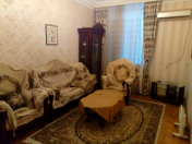 İcarəyə verilir 2 otaqlı 51 m2 köhnə tikili Nəsimi r.