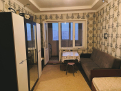 Satılır 1 otaqlı 30 m2 köhnə tikili Həzi Aslanov m.