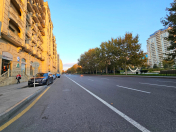 Satılır 1 otaqlı 280 m2 obyekt Nizami m.