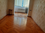 Satılır 2 otaqlı 45 m2 köhnə tikili Neftçilər metrosu