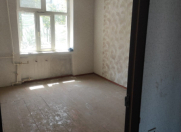 Satılır 3 otaqlı 80 m2 köhnə tikili Sərhədçi İdman kompleksi