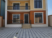Satılır 6 otaqlı 240 m2 həyət evi Binə