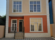 Satılır 4 otaqlı 140 m2 həyət evi Binə