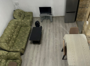 İcarəyə verilir 2 otaqlı 65 m2 köhnə tikili Sahil m.