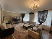 Satılır 5 otaqlı 140 m2 köhnə tikili 8 mkr