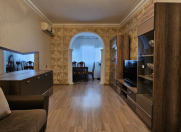 Satılır 3 otaqlı 80 m2 köhnə tikili Y.Günəşli