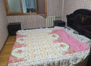 İcarəyə verilir 2 otaqlı 70 m2 köhnə tikili 28 May m.