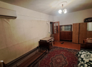 İcarəyə verilir 1 otaqlı 40 m2 köhnə tikili İnşaatçılar m.