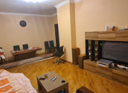 Satılır 3 otaqlı 136 m2 yeni tikili Elmlər Akademiyası m.