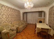 İcarəyə verilir 2 otaqlı 70 m2 köhnə tikili 8 km