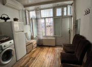 İcarəyə verilir 2 otaqlı 60 m2 həyət evi 28 May m.