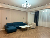 Satılır 3 otaqlı 108 m2 yeni tikili 28 May m.