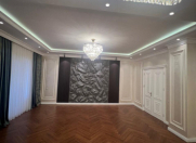 Satılır 4 otaqlı 215 m2 yeni tikili 28 May m.