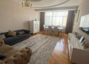 İcarəyə verilir 4 otaqlı 160 m2 yeni tikili 28 May m.