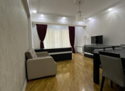 İcarəyə verilir 2 otaqlı 78 m2 yeni tikili Şah İsmayıl Xətai m.