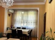 Satılır 3 otaqlı 60 m2 köhnə tikili Gənclik Mall