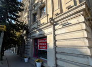 İcarəyə verilir 1 otaqlı 100 m2 obyekt 28 May m.