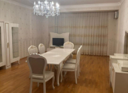 Satılır 4 otaqlı 175 m2 yeni tikili Gənclik m.