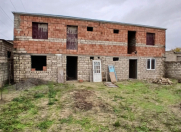 Satılır 12 otaqlı 420 m2 həyət evi Buzovna