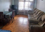 Satılır 3 otaqlı 70 m2 köhnə tikili Heydər Əliyev Mərkəzi