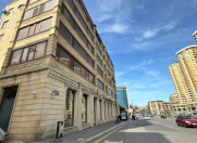 İcarəyə verilir 2 otaqlı 45 m2 köhnə tikili Nizami m.