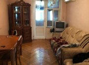 Satılır 2 otaqlı 45 m2 köhnə tikili Gənclik m.